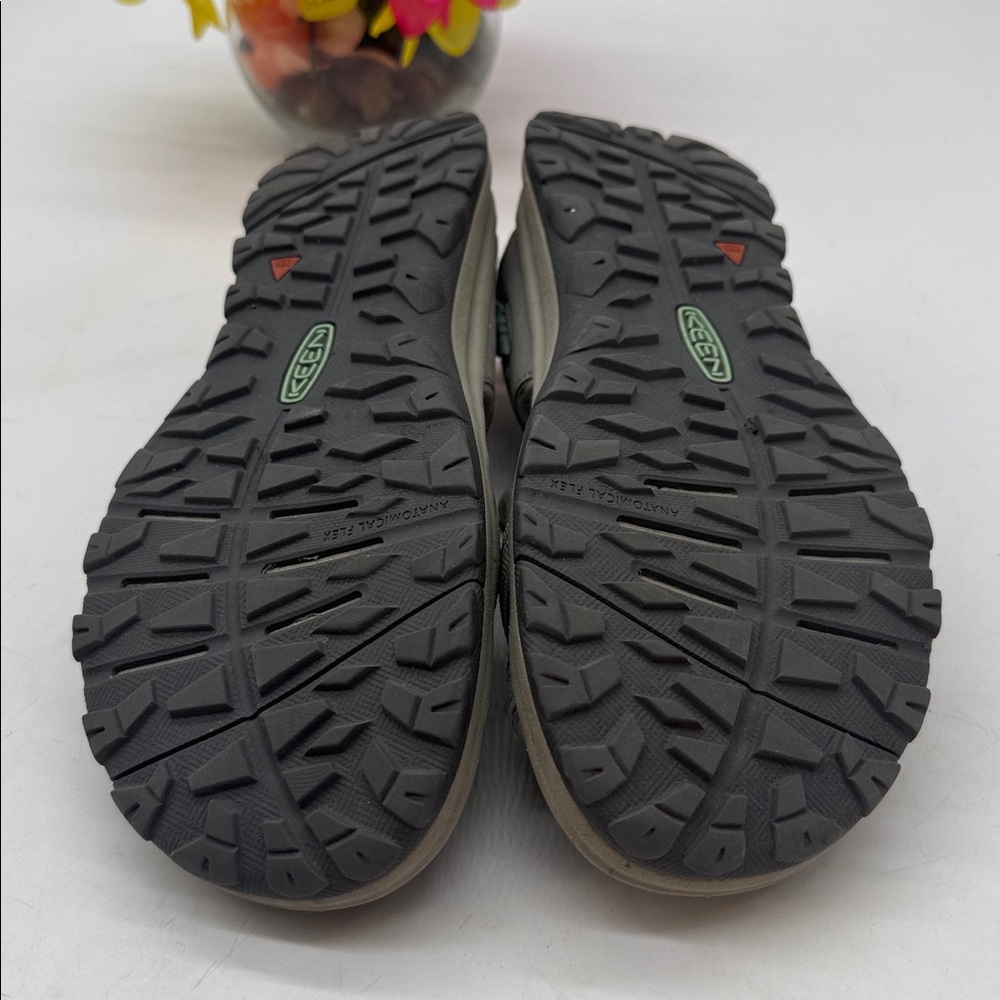 Keen Women's Sport Sandals in Sage and Taupe MCS10079J - Picture 5 of 6